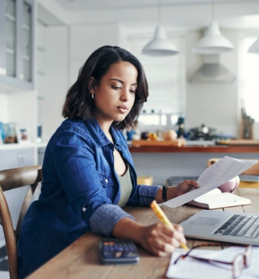 Job Prospects After Online BBA: What Roles Can You Get as a Fresher?